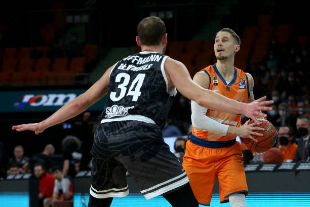 还有合约谈 还有合约谈