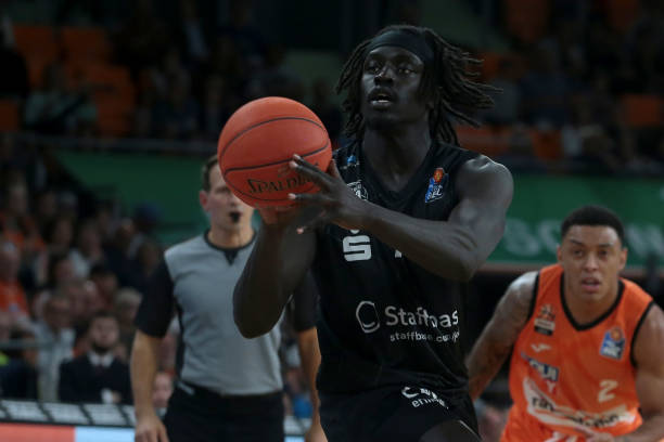 还有他始终 还有他始终