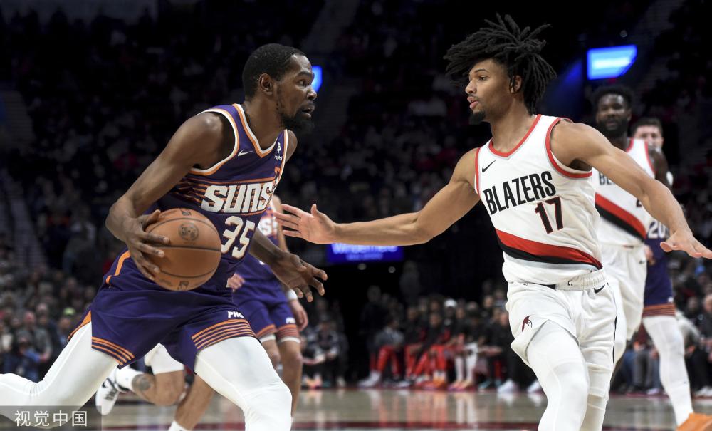 更加尴尬 更加尴尬