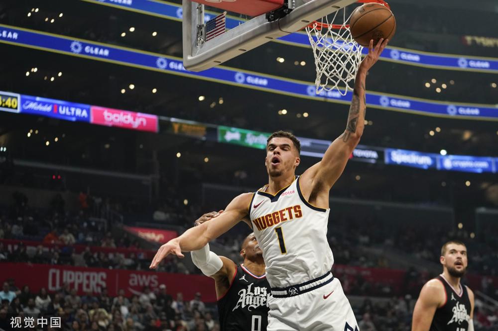 在他们身上 在他们身上