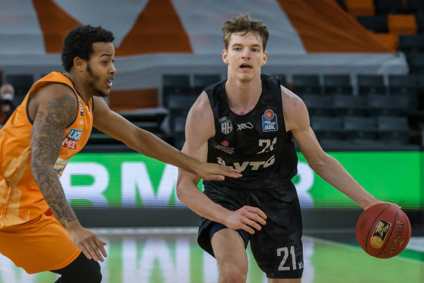 力的真正考 力的真正考