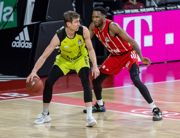 56模又土 56模又土