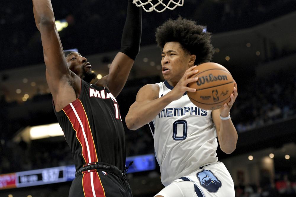 超的中场悍 超的中场悍