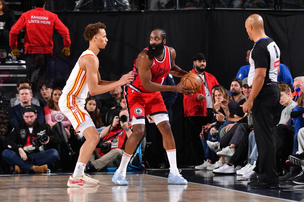 乎寻常的战 乎寻常的战